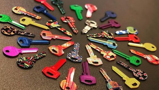 llaves de colores de Cerrajeria Revilla